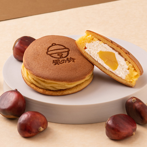 銀の鈴サンドパンケーキ(苺・モンブラン)